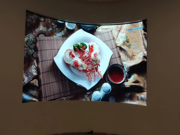 梁平室内P2.5弧形LED屏